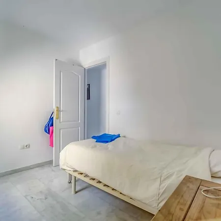 Charming 3-bed In Apartment
