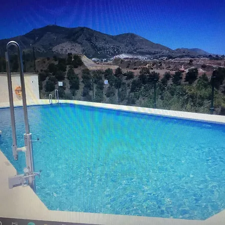 Charming 3-bed In Apartment *