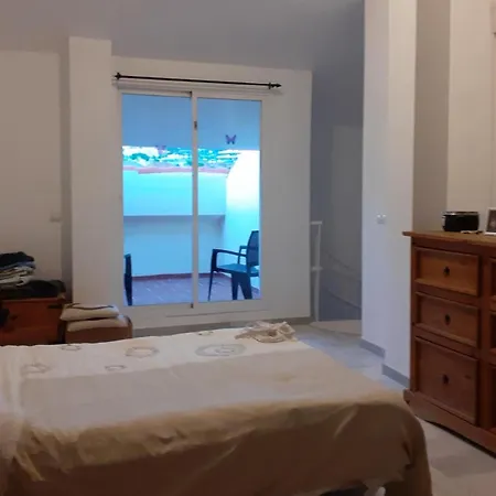 Апартаменты 3 Bed Sleeps 5 - 2 Pools - Smart Tv