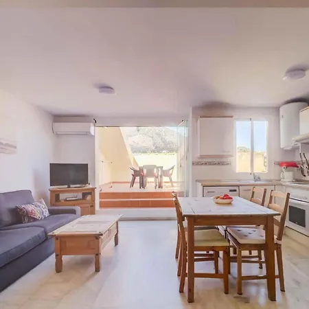 3 Bed Sleeps 5 - 2 Pools - Smart Tv Апартаменты *